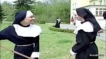 Horny nun is secretly deflowered by the craftsman Konulu Porno