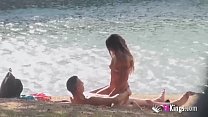 Beachside voyeur sex with the skinny MILF Araceli Konulu Porno