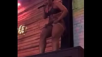 Singer takes off that panties on stage Konulu Porno