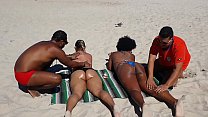 We found two big asses on the beach (Dayane Bla... Konulu Porno