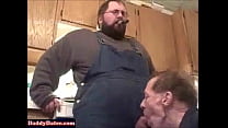 Daddybear Top Gets his Cock Sucked by Old Man Konulu Porno