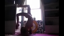 naked hairy yogi teen upside down sec Konulu Porno