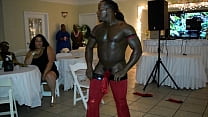 Jamaican Stripper Has Surprise for MILFS Konulu Porno