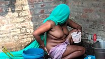 indian village desi bathing video in hindi desi radhika min Konulu Porno