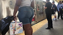 monster ebony candid ass in jean shorts min Konulu Porno