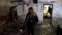 Public domination on an abandoned place with an... Konulu Porno
