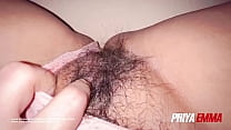 Indian Desi Niece in Panties shows her Hairy Pu... Konulu Porno