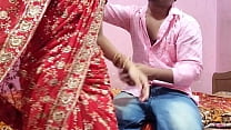the girl nearby seemed to be wearing a sari if she did not agree then gave her a good fuck min Konulu Porno