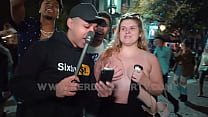Girls showing boobs in public to normal people Konulu Porno