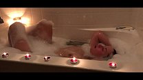 teen catherine grey takes bubble bath min Konulu Porno