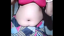 juicy bhabhi showing her creamy boobs min Konulu Porno