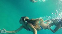 Underwater girls [HD, 720p] Konulu Porno