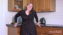 AuntJudys - Cookin' in the Kitchen with 50yo Vo... Konulu Porno