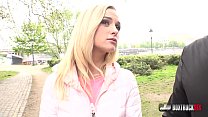 Playful blonde Crystal Caytlin likes sex in public Konulu Porno