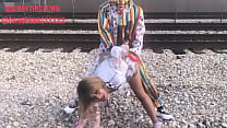Clown fucks girl on train tracks Konulu Porno