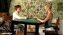 Geena and Britta play poker and then with some ... Konulu Porno