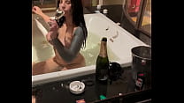 my boyfriend pisses in a glass to i drink it and taste it sec Konulu Porno