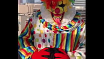 Gibby The Clown gets dick sucked on Ferris Wheel Konulu Porno