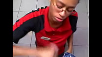 gas station worker gives guy head in bathroom min Konulu Porno