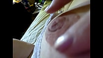 Kitten's nipple - soft to hard in 14 seconds Konulu Porno