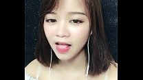 Uplive Vietnamese Girl with delicious food show... Konulu Porno