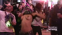 Crazy Mardi Gras Life Konulu Porno