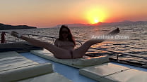 Blondy girl poses totally naked on boat party. ... Konulu Porno