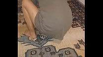 mature turkish woman wipes carpet with sexy tulle socks min Konulu Porno