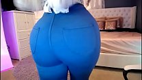 Huge Ass in Tight Blue Pants Konulu Porno