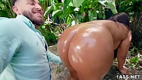 Big ass Rose Monroe rides dick after sucking it Konulu Porno