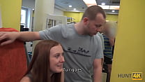 hunt k cuckold for cash lets the hunter to fuck his girlfriend in the empty gym min Konulu Porno