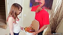 Joseline Kelly tries BBC Pizza Konulu Porno