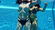 Sexy babes with big tits swim underwater in the... Konulu Porno
