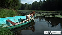 my teens cute girl decided to go fishing and caught a dildo and fucked herself in the boat min Konulu Porno