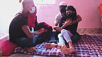 Indian Swinger Couple Swap Wife With each other... Konulu Porno