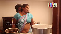 Hot desi masala aunty seduced by a teen boy Konulu Porno