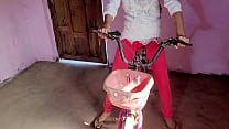 village girl caught by friends while riding bicycle min Konulu Porno