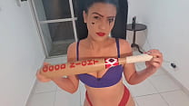 holding the bat girl dulce squanders her and shows her breasts alerquina sexy and hot min Konulu Porno