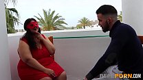 Married chubby needs a guy with a bigger dick t... Konulu Porno