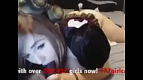 young girl sucking a black dildo on her webcam Konulu Porno