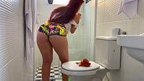This maid is very naughty, she came with these ... Konulu Porno