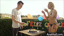 stepson gets birthday anal surprise from Stepmo... Konulu Porno
