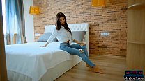 Skinny Russian teen beauty strips out of her jeans Konulu Porno