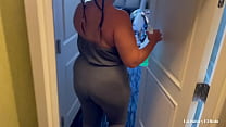colombian housekeeper tricked to clean room and suck dick la paisa gets cream pie min Konulu Porno