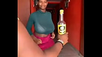 GHANA GIRL OPENS A BOTTLED d. WITH HER BREASTS Konulu Porno