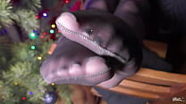 Black Nylon Soles by the Christmas Tree Konulu Porno