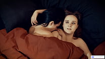 Unhappy Wife Enjoys First Lesbian Experience Wi... Konulu Porno