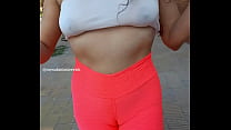 Exhibitionist wife goes for a run with a transp... Konulu Porno