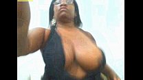 ebony show big tits and big pussy in webcam min Konulu Porno