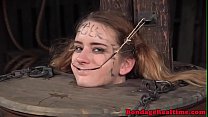 Femdom climaxes all over submissives face Konulu Porno